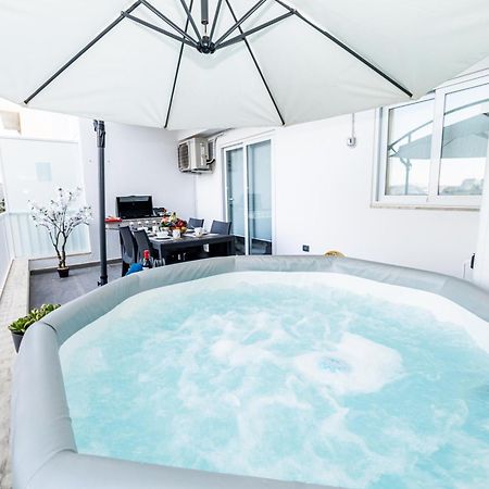 Sea Breeze, Spacious 2-Bedroom Lux Seaside Apartments San Pawl il-Baħar Eksteriør billede